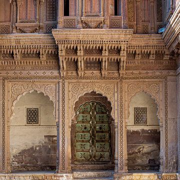 Entrance to the courtyard of Mehrangarh, Jodhpur by Jan de Vries