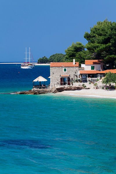 maison sur la plage, Bol, île de Brac, Dalmatie, Croatie par Markus Lange
