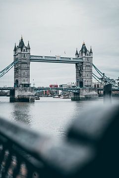 Tower Bridge van Erik Lei