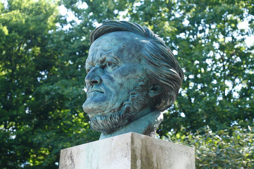 Richard Wagner, bust, Bayreuth by Torsten Krüger