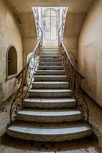 Cage d'escalier quelque part en Italie