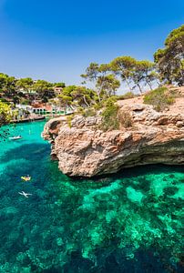 Bucht Cala Santanyi, idyllischer Strand auf der Insel Mallorca, Sapin