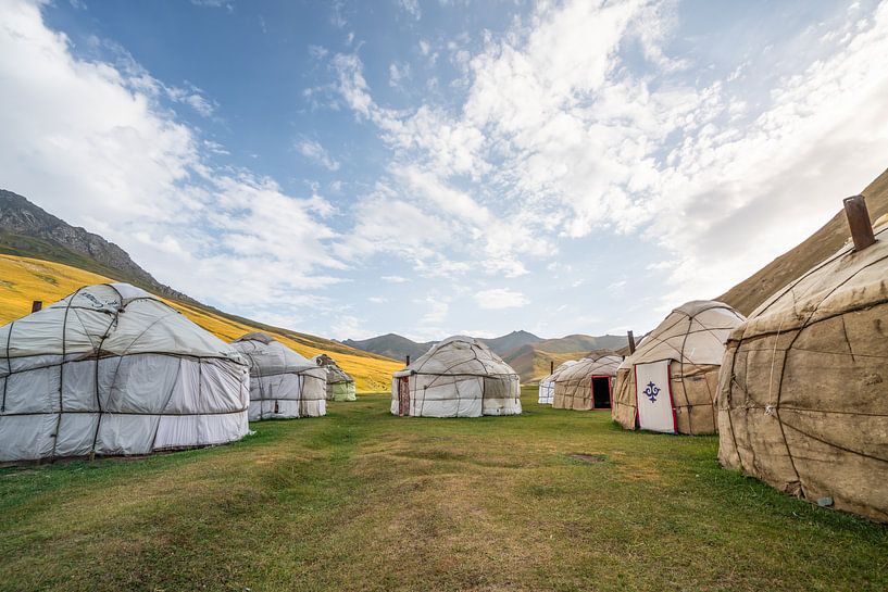 Yurt camp near Tash Rabat by Mickéle Godderis