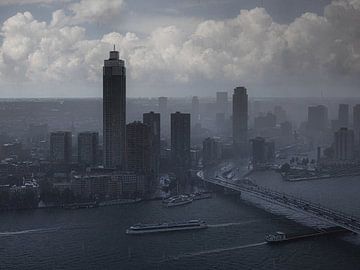 Rotterdam - City view - Skyline Rotterdam - Regen - Marja Suur (6) van Marja Suur