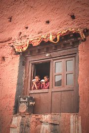 Young buddhist call for the prayer