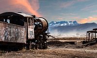 oude spoorweg in de zonsondergang van Alex Neumayer thumbnail