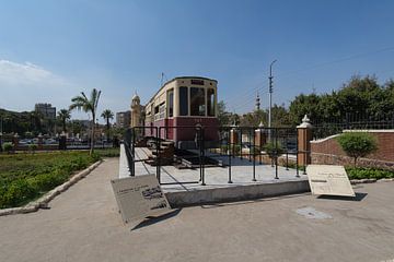 Een oude gerenoveerde tram van de vroegere Heliopolis-tramlijn die in 1910 van start ging van Mohamed Abdelrazek