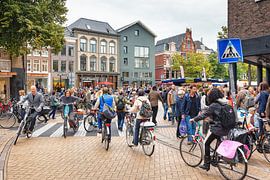 Cycling in the city of Groningen