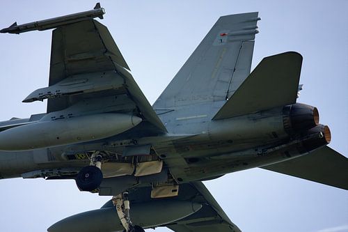 F18 overhead