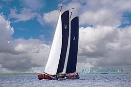 Skutsjezeilwedstrijden op de Friese Meren 2023 by Brian Morgan