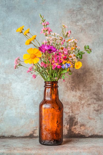 Kleurrijke bloemenvazen van Poster Art Shop
