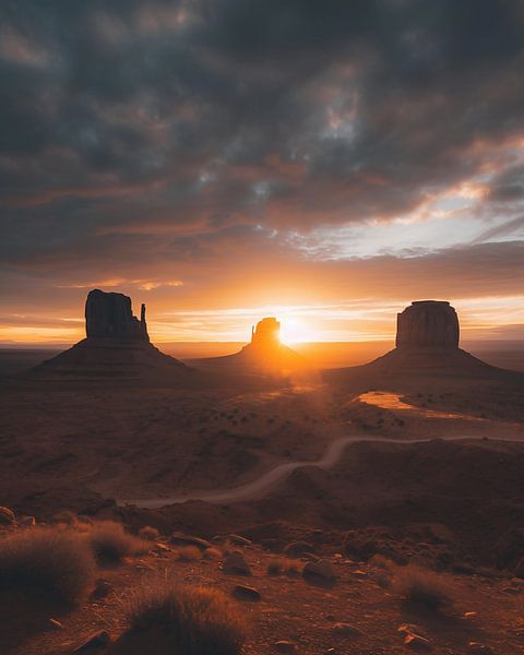 Sonnenaufgang zwischen den Felsen von fernlichtsicht