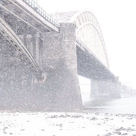 Pont sur le Waal Nijmegen sur Caroline Guerain