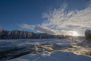 Under the spell of the frozen river - Storforsen in the heart of the north by Fototante