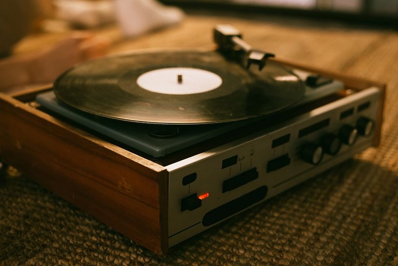 Vinyl Record by Hello Pompoyo
