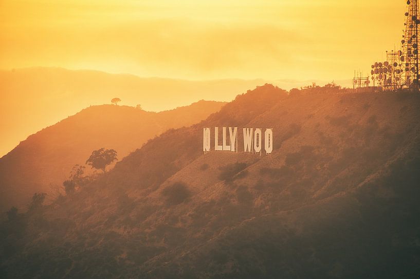 Hollywood by Hello Pompoyo