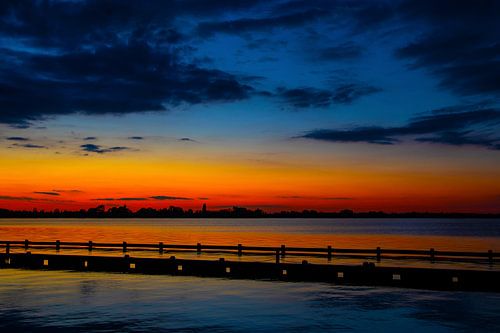 Zonsondergang bij de Loosdrechtse plassen