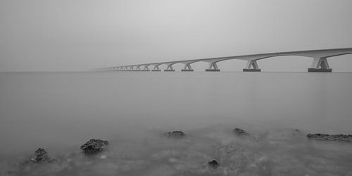 Zeelandbrug in de mist
