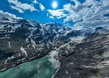 Montagne Grossglockner en Autriche au printemps