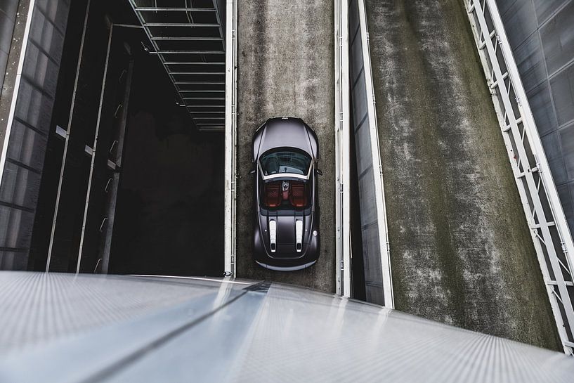 Audi R8 parkeergarage Rotterdam van Sebastiaan van 't Hoog
