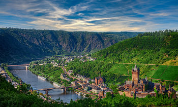 Die Stadt und die Reichsburg Cochem an der Mosel