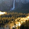 Ochtendgloren bij de Bridalveil Waterval | Yosemite National Park van Ricardo Bouman