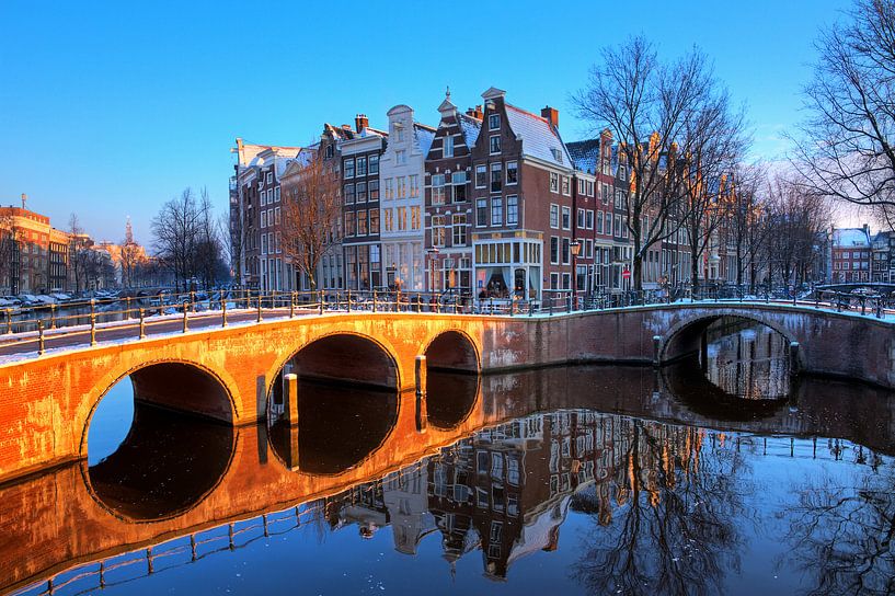 Keizersgracht brug reflectie  von Dennis van de Water