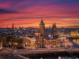 skyline van Amsterdam bij zonsondergang van Michael Abid