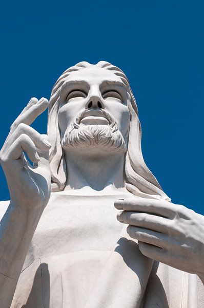 Christus von Havanna von Margot van den Berg