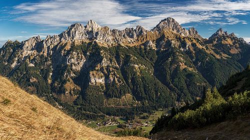Panorama Tannheimer valley from Rote Flüh, Gimpel, Kellenspitze