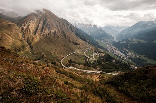 Gotthard Pass by Arno Maetens