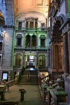 Antwerp train station by P.D. de Jong