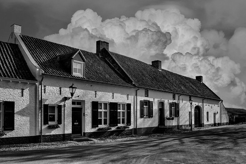 Balck/White, Thorn. Limburg, The Netherlands von Maarten Kost