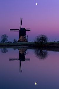 Molen bij maanlicht
