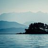 Île au large de la côte de l'île de Vancouver sur Elly van Veen