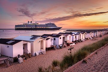 The Netherlands, IJmuiden, Eurodam cruise ship. Beach cabins. by Frans Lemmens