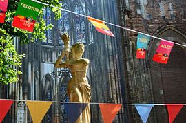 Tour de France in Utrecht bij de Dom by Aart Advocaat Fotografie - Imageplein.nl