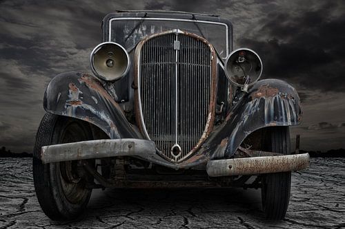 roestige vintage auto