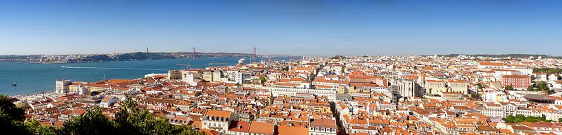 Panorama of Lisbon by Berthold Werner