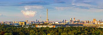 Berlin Skyline by Frank Herrmann