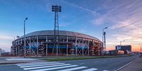 Stadion de Kuip bij zonsopkomst van Ilya Korzelius thumbnail