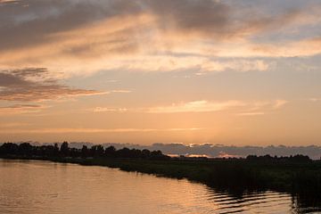  Meer in Friesland zonsondergang