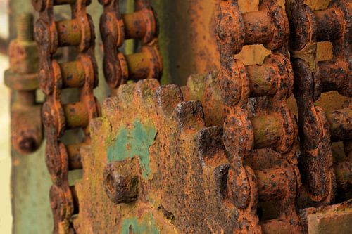 Verrostet Zahnräder mit Ketten
