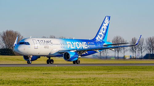 FLYONE Airbus A320-200 passagiersvliegtuig.
