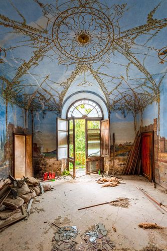 Lost Place - Ik hou van dit soort sierlijke plafonds - Italiaanse villa