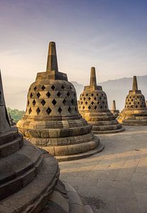 Sonnenaufgang am Borobudur-Tempel auf Java von Reis Genie