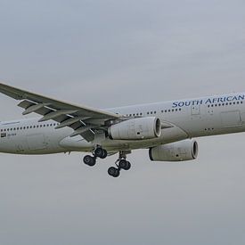 South African Airways Airbus A330-200 passenger aircraft. by Jaap van den Berg