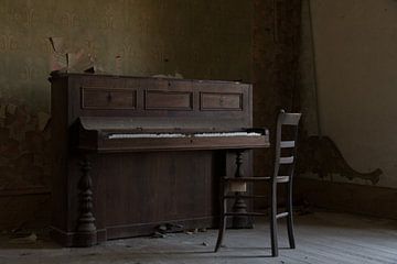 Piano of Decay van Wonderland of Decay