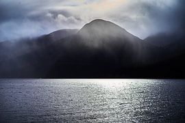 Aufziehende Wolken, Loch Lochy, Schottland von André Bouterse