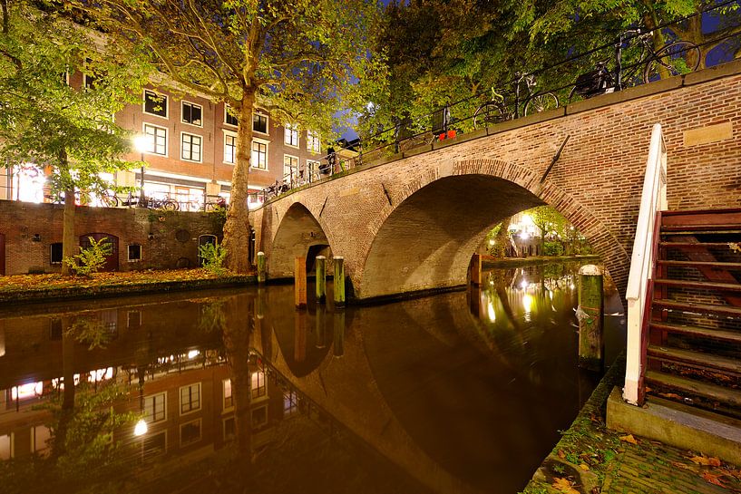Pont orphelin sur l'Oudegracht à Utrecht par Donker Utrecht